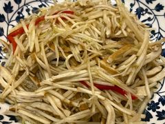 水芹菜炒干丝-小实惠嘉(威海路店)