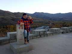 -中哈边界大峡谷