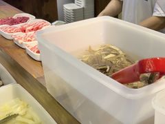-天成·潮州牛肉脆肉鱼生蚝自助火锅