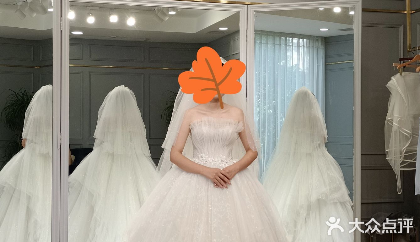 瘦小新娘也能hold住的抹胸纱