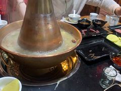 -果松木炭酸菜铜火锅·外婆参鸡汤