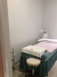 -苑苑vbeauty科技美容SPA