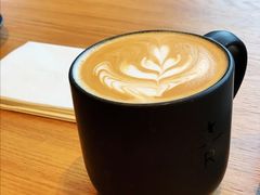 -星巴克臻选(上海合生汇1F店)