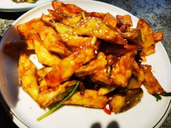 风味茄子-华盛园卷子王农家菜水库鱼