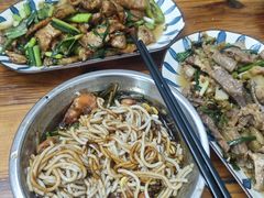 -灵山卢梅燕粉店