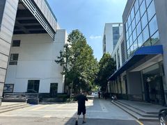 -杭州电子信息职业学校(丁桥校区)