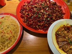 -先启半步颠·川菜小炒