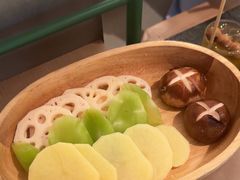 -三出山火锅(南京万象天地店)