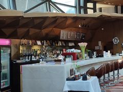 -上海滴水湖皇冠假日酒店
