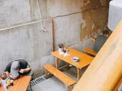 用餐区-沪西老弄堂面馆(定西路店)