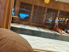 -星河湾温泉洗浴酒店