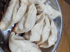 -黄阿姨锅贴大王(万航渡路店)