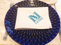 -La Mer Restaurant & Lounge
