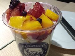 阿秋拉尕青藏酸奶(华贸店)-Blueglass酸奶(华贸购物中心店)