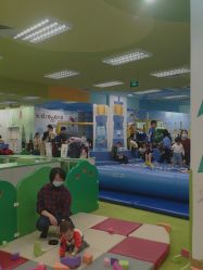 -莫莉幻想儿童乐园(武汉金银潭永旺店)