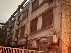 -杭州西湖湖滨银泰亚朵酒店