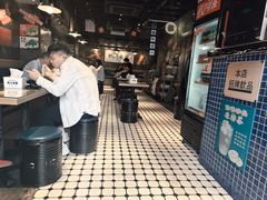 -肥汁米蘭香港米线(定西路店)