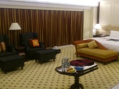 全景-深圳富苑皇冠假日套房酒店