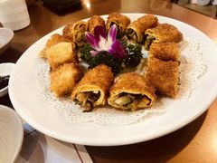-三清洞摩西韩式年糕火锅(威高广场店)