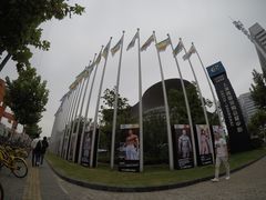 -上海跨国采购会展中心