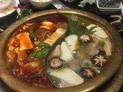 -川中故事·成都老火锅(东书房店)