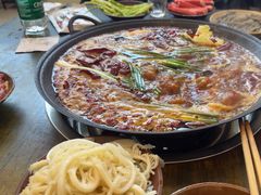 -黄潇洒老火锅(九眼桥宏济巷店)
