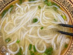 -正宗李家土鸡米线店