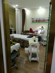 -苗方清颜痘肌研究所