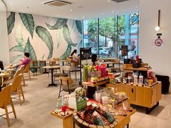 -星巴克臻选(上海淮海百盛购物中心店)