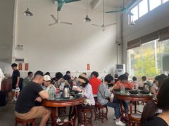 -容里煲仔饭(利丰北路店)