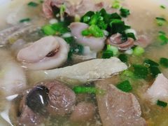 皇牌新鲜猪杂汤-荔林食店(西华路店)