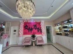 -Bollins波林丝•专研护发中心