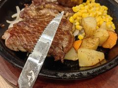 黑胡椒超值牛排-玛格萝妮比萨屋(四平店)