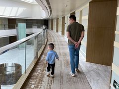 -上海滴水湖皇冠假日酒店