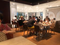 大堂-The Habit Burger Grill 哈比特汉堡(复兴soho店)