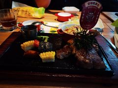 -豪客来牛排(重庆三峡广场步行街1704店)