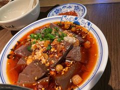 -肖四女乐山跷脚牛肉(南汇大学城生活广场店)