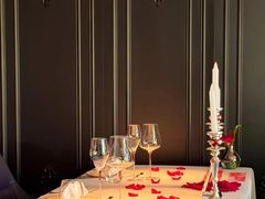 -弦月窗LUNETTE BY AMANDA(复兴路店)