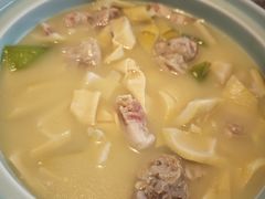 -甬妈妈湖畔里餐厅(唐山南湖旅游景区店)