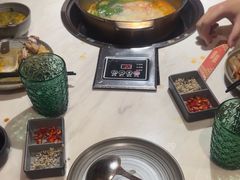 -喃喃椰·糟粕醋·椰子鸡火锅(七堡花园店)