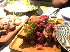 德国咸猪手-春树下·树屋花房西餐厅(罍街AS1980店)