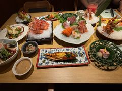 -花和海鲜自助(梅江店)
