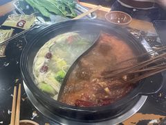 -灌县老妈砂锅串串香(万科红生活广场店)