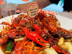 油焖香辣小龙虾-辣小鲜·南昌大排档(船山路店)