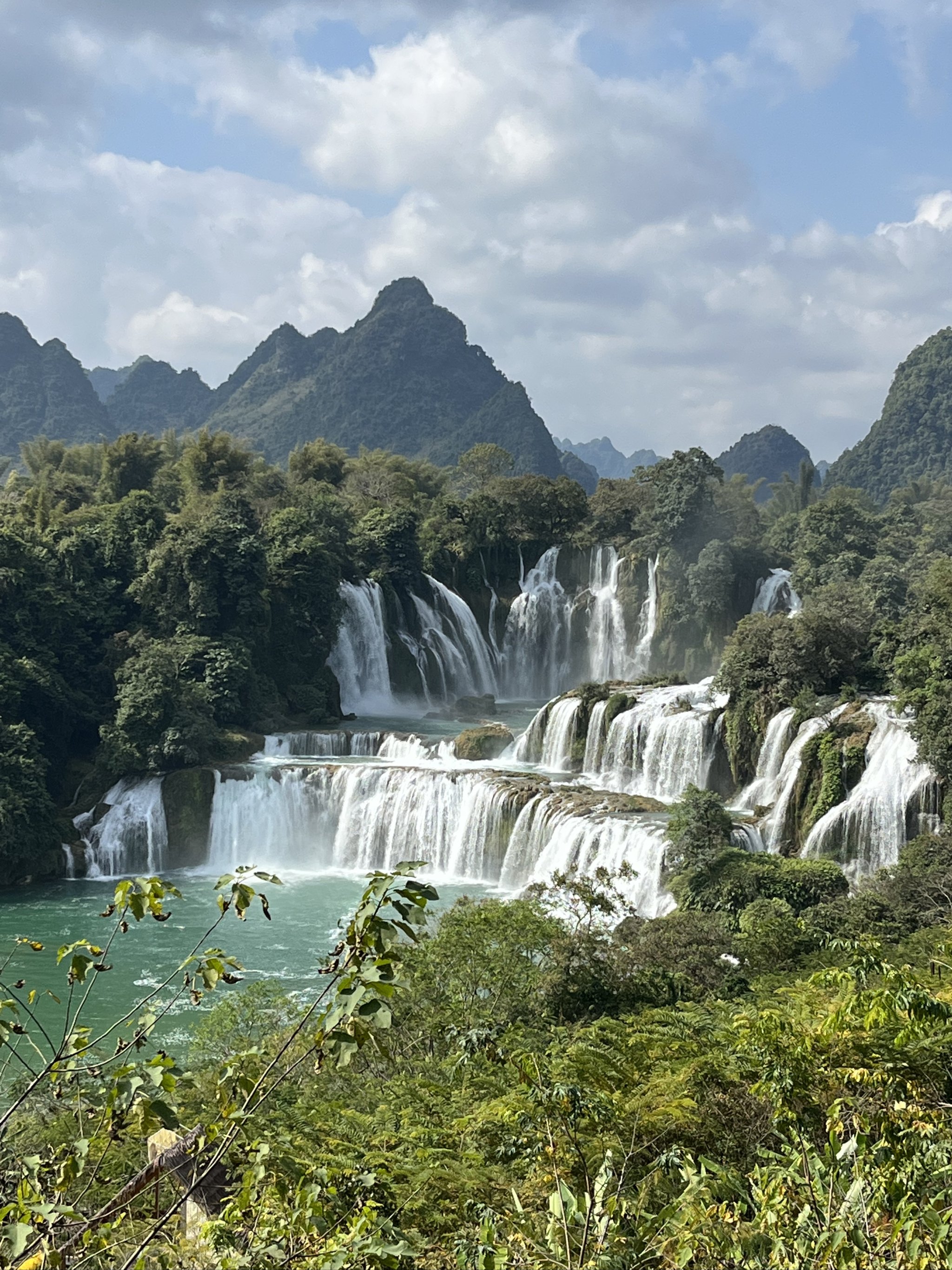 德天瀑布景点介绍图片