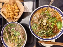 -云阿蛮云南生烫牛肉米线(奉贤路店)