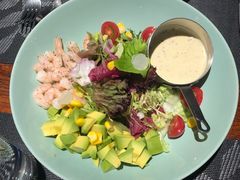 牛油果鲜虾沙拉-秀·爱尔兰餐吧(上海路店)