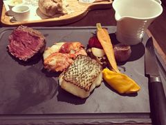 -恰餐厅及酒吧 CHAR Bar & Grill (北京丽都皇冠假日店)