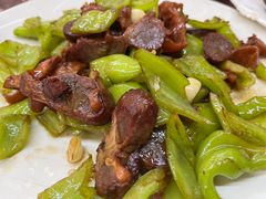-鑫渔港海鲜本地菜·山海关浑锅(东戴河店)