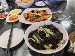 -桃园中华料理炸酱面(燕儿岛路店)